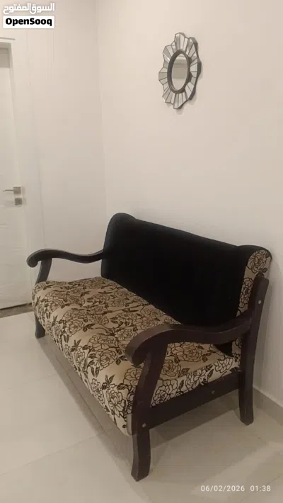 طقم كنب قطعتين بحالة ممتازة للبيع 2