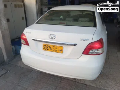 Toyota Yaris E 3