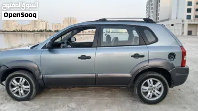 Hyundai Tucson GL 4