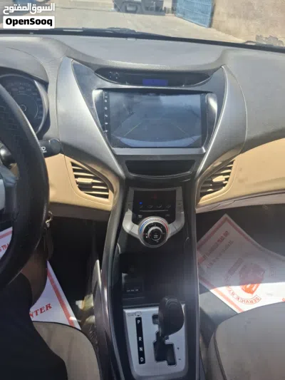 Hyundai Elantra GLS 3