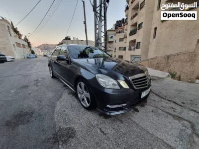 مرسيدس بنز الفئة-E E 200 2