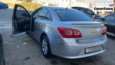 Chevrolet Cruze LT 4