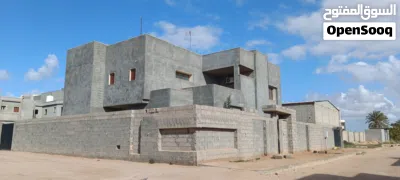 منزل طابقين للبيع 2