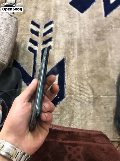 ايفون 11برو ماكس 2