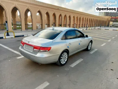 Hyundai Azera Standard 4