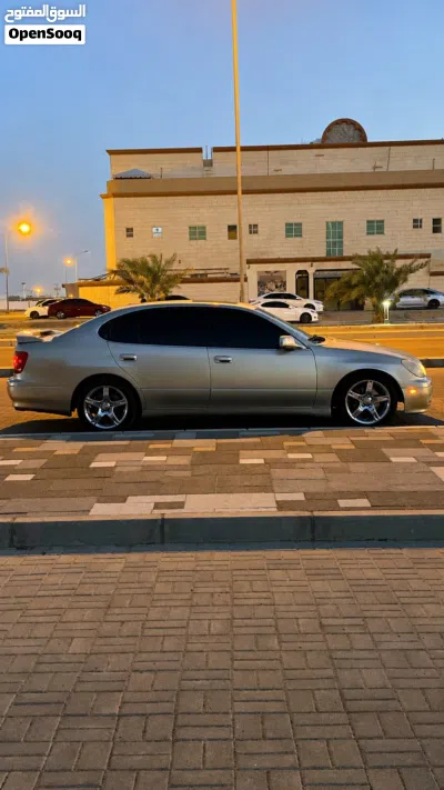 Lexus GS GS 400 2