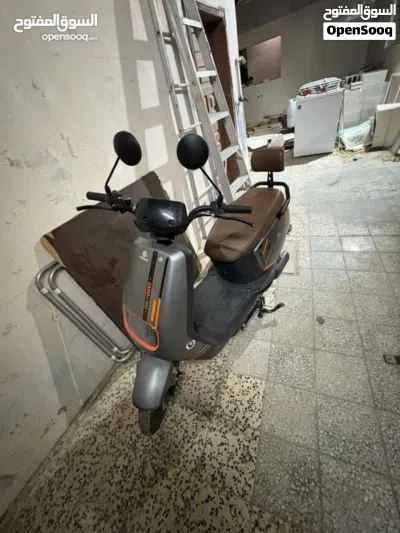 سكوتر للبيع نادر مقطوع من السوق يوجد توصيل اخو الجديد 2