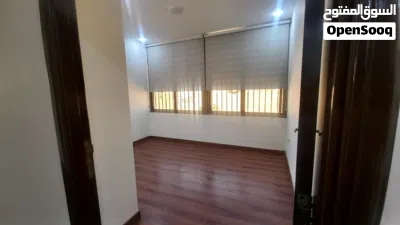شقه فارغه للإيجار ديرغبار 190م روف 4