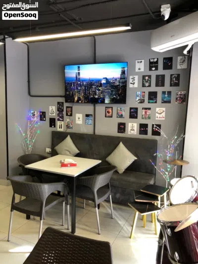 فرصة استثمارية مميزة – Gaming Center & Café للضمان 2