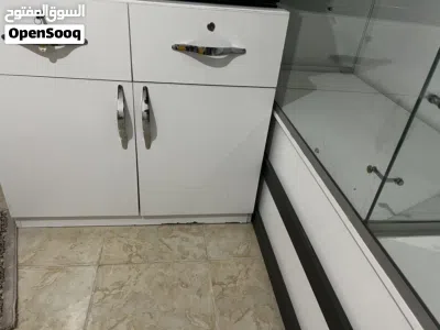 فيترينه عرض للبيع 2