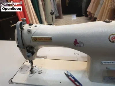 مكينة اخياطه عدد2 مستعمله شهر واحد بدون اي مشكله بسعر 300 قابل للتفاوض 3