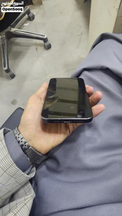 iPhone 15 pro max 3