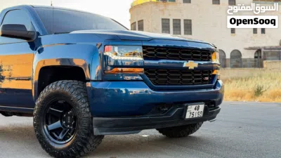 Chevrolet Silverado 1500 2