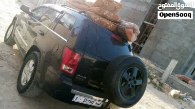 جيب جراند شيروكى Cherokee 4xe 3