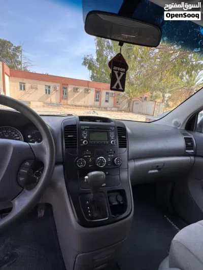 Kia Sedona EX 4