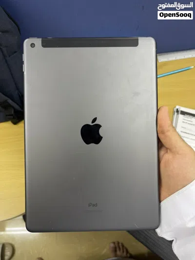 Ipad 8 نظيف جدا 3