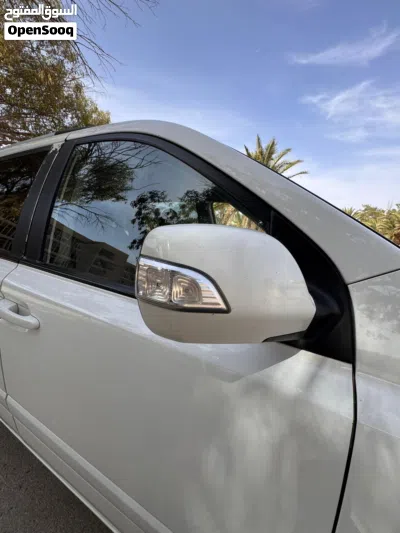 Kia Sedona EX 2