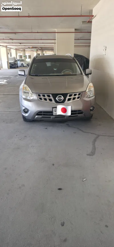 Nissan Rogue SL 2