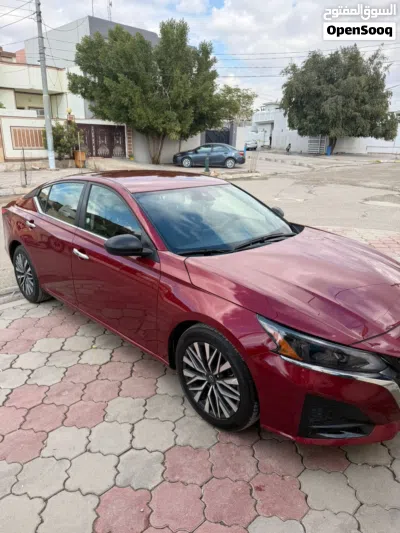 نيسان التيما SV 2