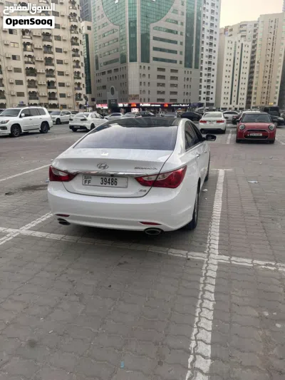 Hyundai Sonata Sport 4
