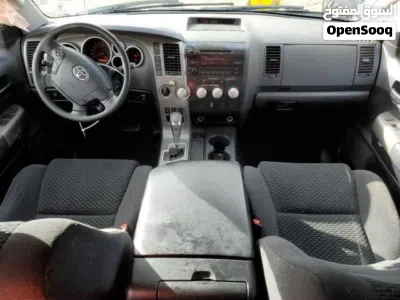 Toyota Tundra SR5 4