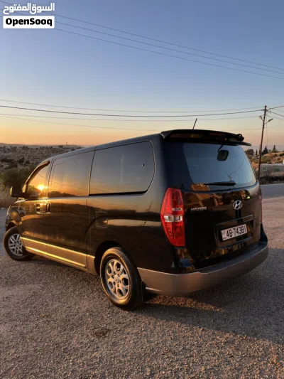 Hyundai H1 GLS Plus 3