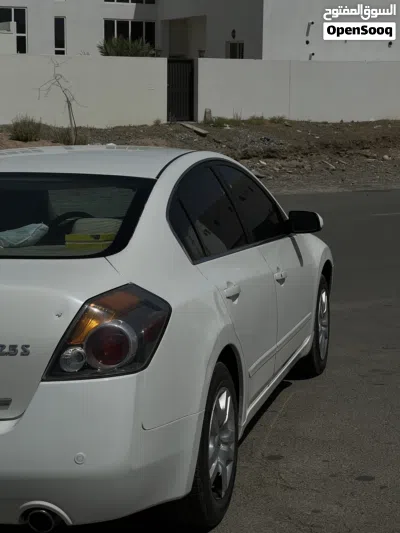 نيسان التيما S 2