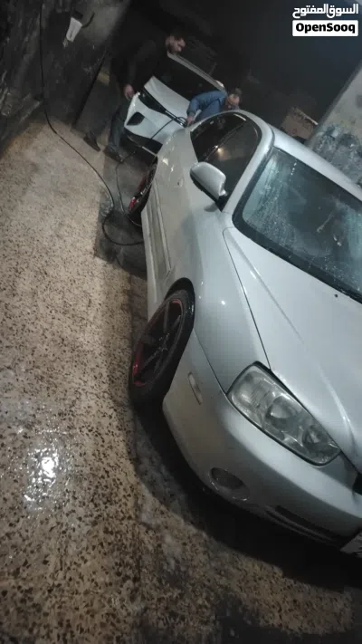Hyundai Elantra Standard 3
