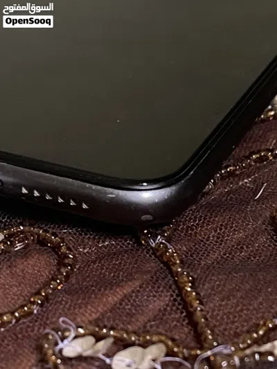 iPhone 11 clean with Face ID - ايفون 11 نضيف جدا 4