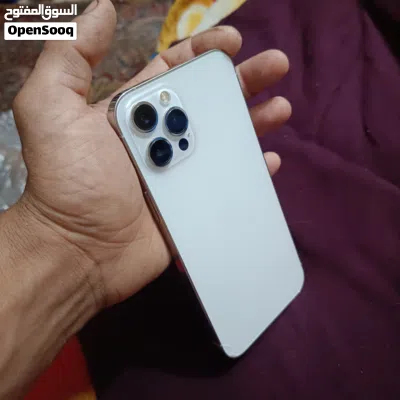 تليفون بحاله كويسه 12 برو ماكس بطاريه 79 128 جيجا تليفون وتر برو ما تضربش في مفك المعاينه المعادي 2