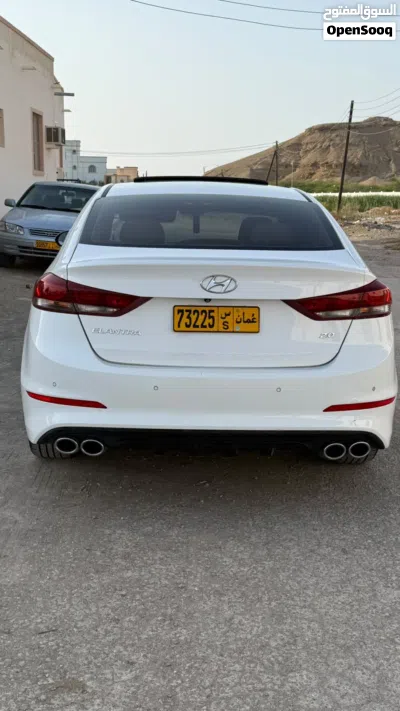 Hyundai Elantra GL 3