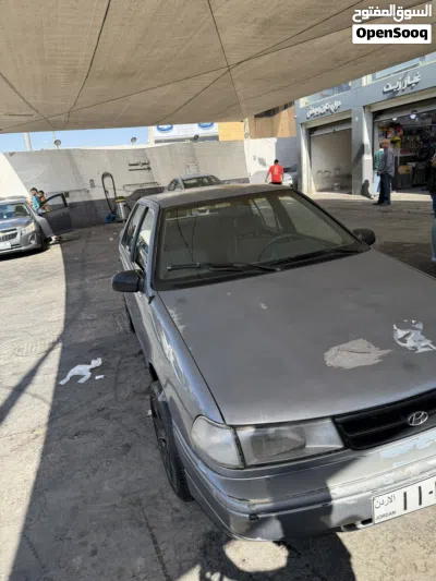 Hyundai Excel 4