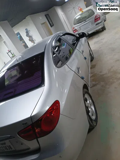 Hyundai Avante Standard 3