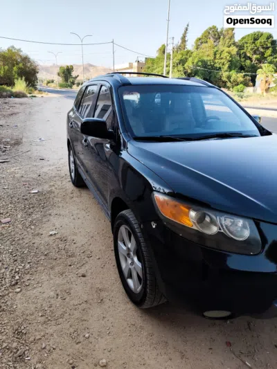 Hyundai Santa Fe Limited 2