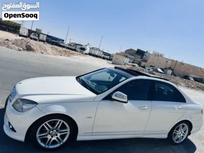 مرسيدس بنز الفئة-C C 200 2