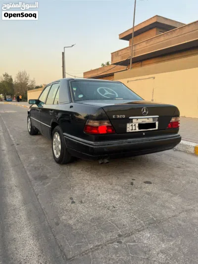 مەرسیدس بێنز E-کلاس E 320 2