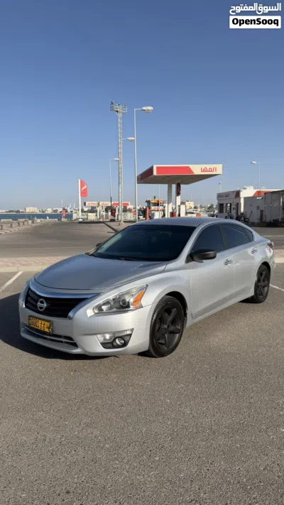 Nissan Altima S 2