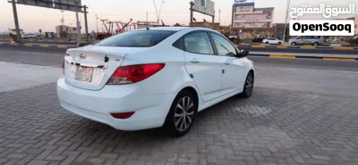 Hyundai Accent GL 3