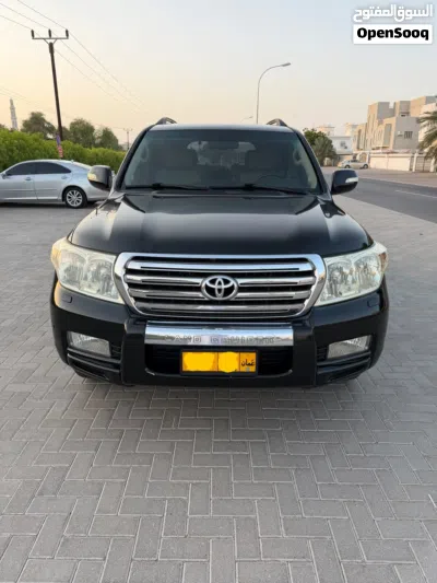 تويوتا لاند كروزر VXR 3