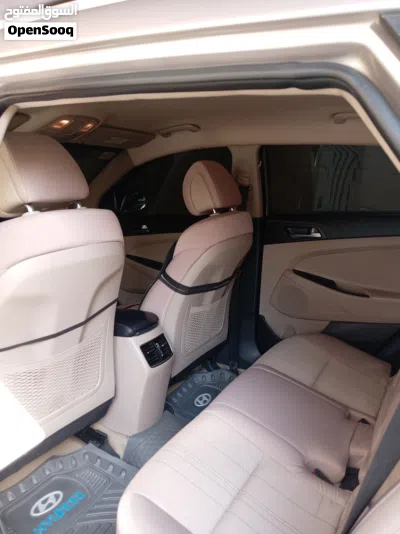 Hyundai Tucson GL 4