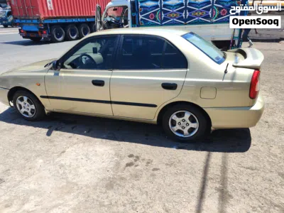 Hyundai Verna EX 2