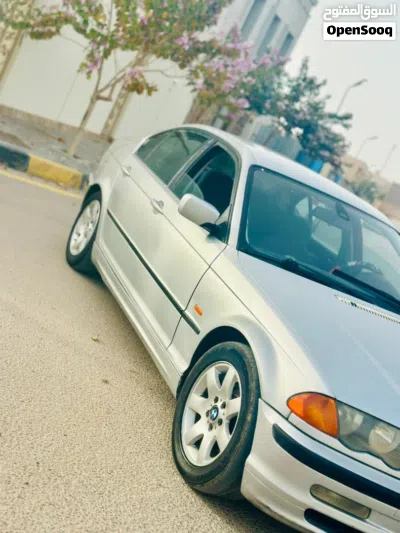 بي ام دبليو الفئة 3 328 2