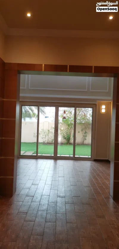 Spacious villa for rent in MQ 2