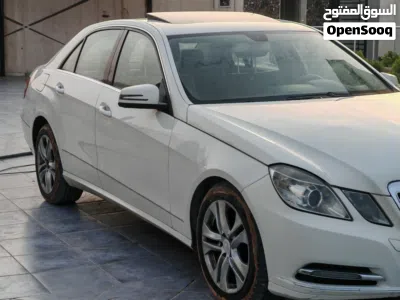 Mercedes Benz E-Class E 350 3