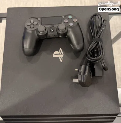 للبيع PS4 Pro 1TB Firmware 9.51 2