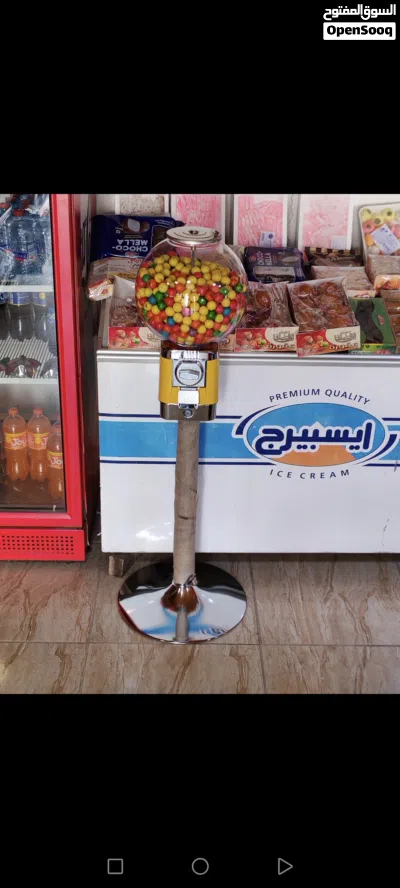 ماكينة علكة أصلية وكالة بالكرتونة للبيع مع علكتها كاملة بسعر حرق 2