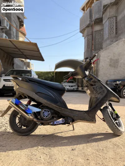 یاماها NMAX 4
