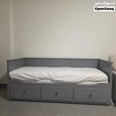 Sofa Bed Excellent from IKEA - كنبة/سرير من أيكيا بحالة ممتازة 2