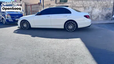 Mercedes Benz E-Class E 200 2