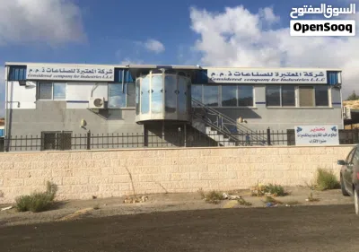 هنجر صناعي مدينة جرش بالمنطقة الصناعية مرخص صناعات خفيفة مع محول كهرباء 400 أمبير مساحة 500 متر 3